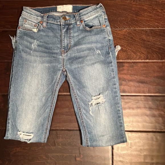 Free People Great Heights Distressed Frayed Denim Jeans - Picture 3 of 6